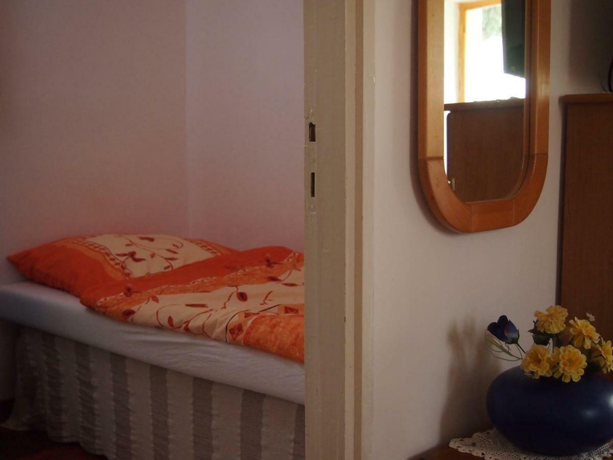 Deel Apartman Nyíregyháza Exteriör bild